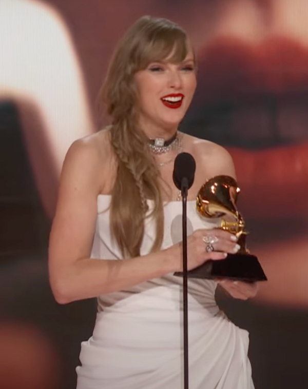 Grammys 2024: Taylor Swift Dominates with Fourth Album Win and Shocks Fans by Unveiling Secret Album ‘The Tortured Poets Department’!